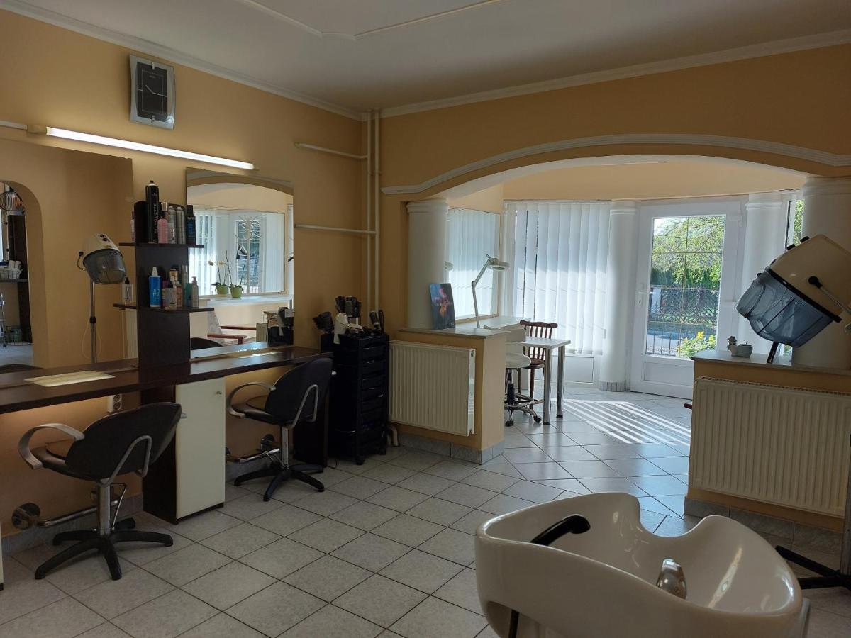 Barbara Wellness Pension Keszthely Exteriör bild